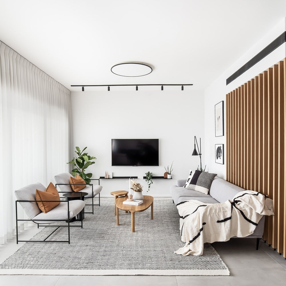 מהפך עיצוב: השיפוץ שהפך דירה ישנה למרחב נורדי מוקפד ומואר