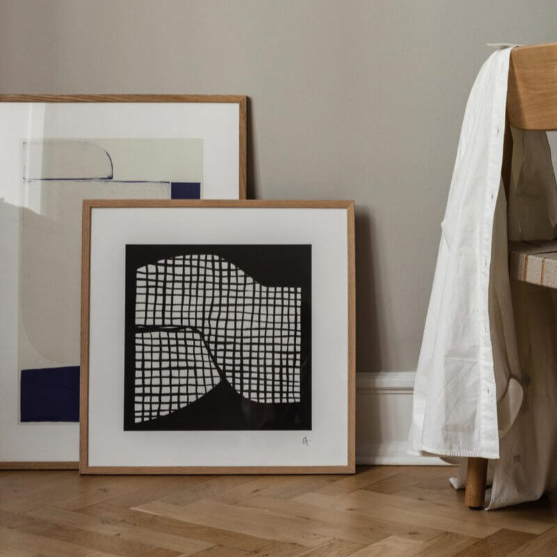 תמונות לסלון – איך תולים תמונות בבית בצורה נכונה ומעוצבת