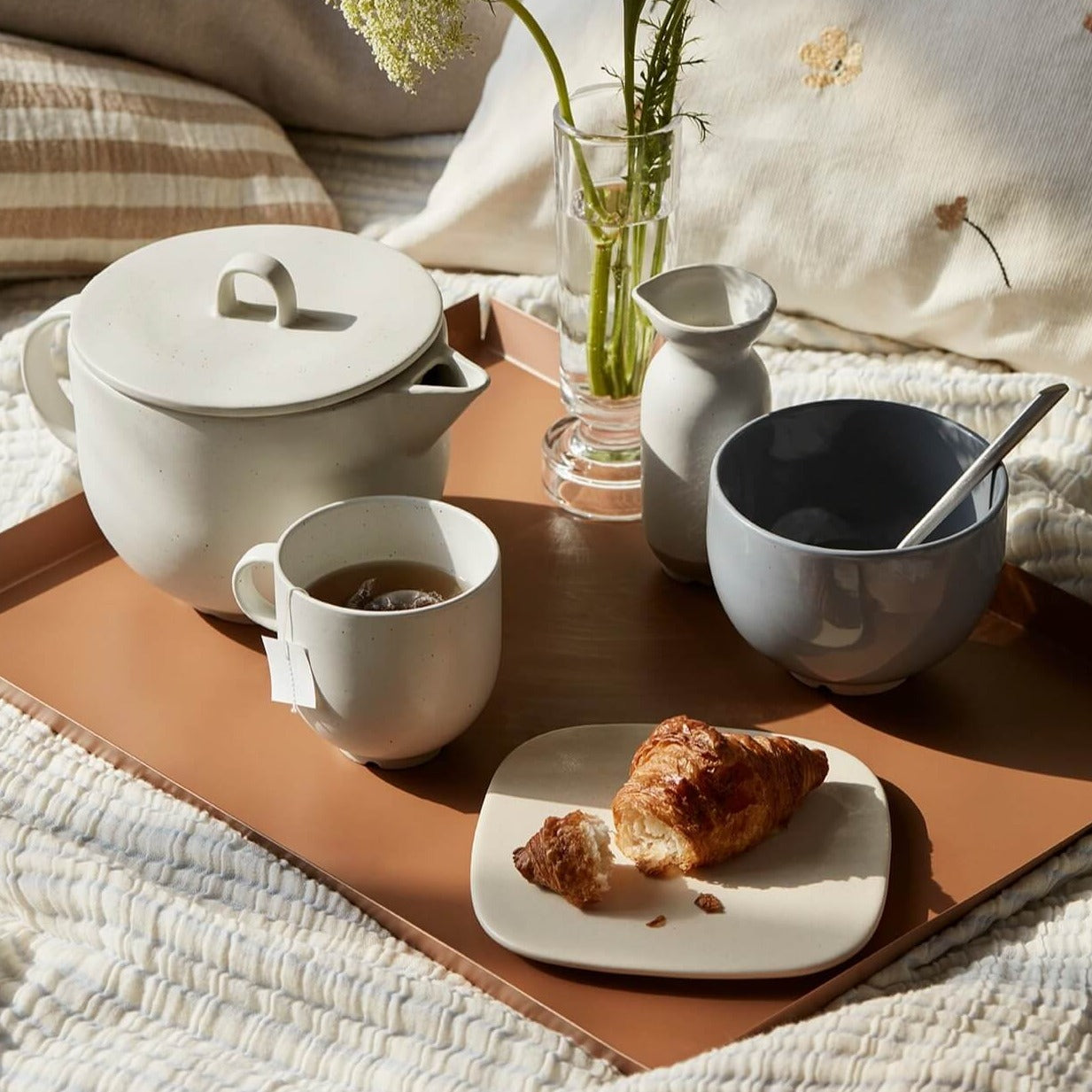 ספל לבן שבור EDI ספל לבן שבור EDI