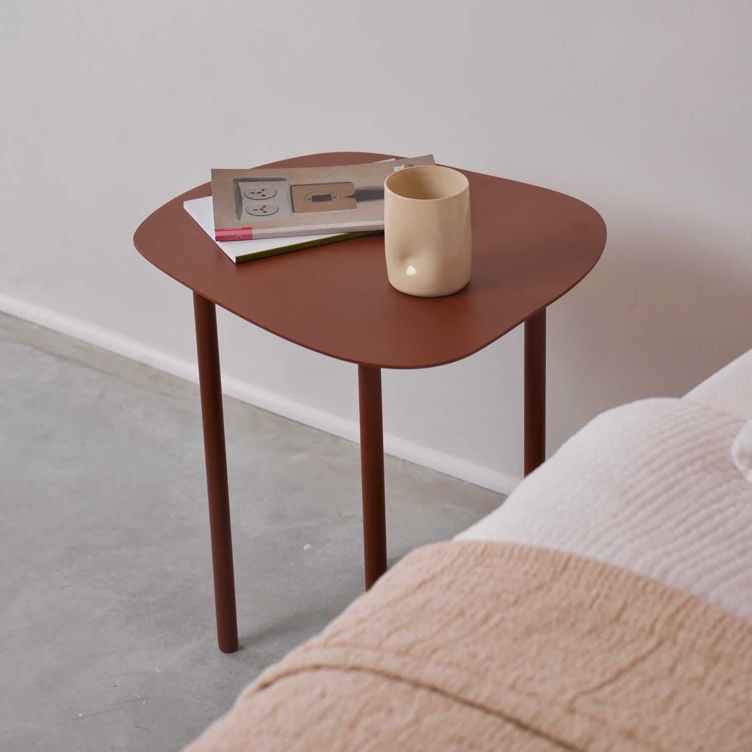 שולחן צד SHAPES שולחן צד SHAPES