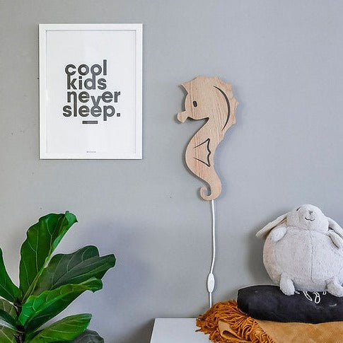 מנורת לילה סוס ים מנורת לילה סוס ים