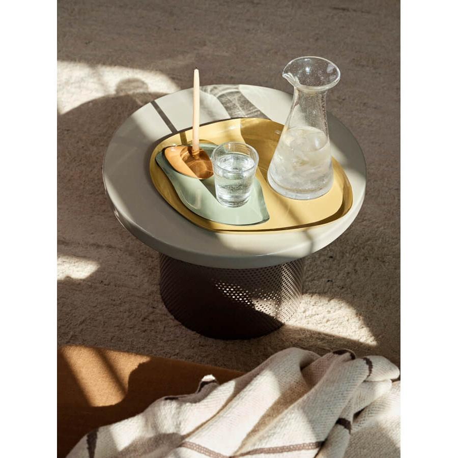 מגש אמורפי Mie מגש אמורפי Mie