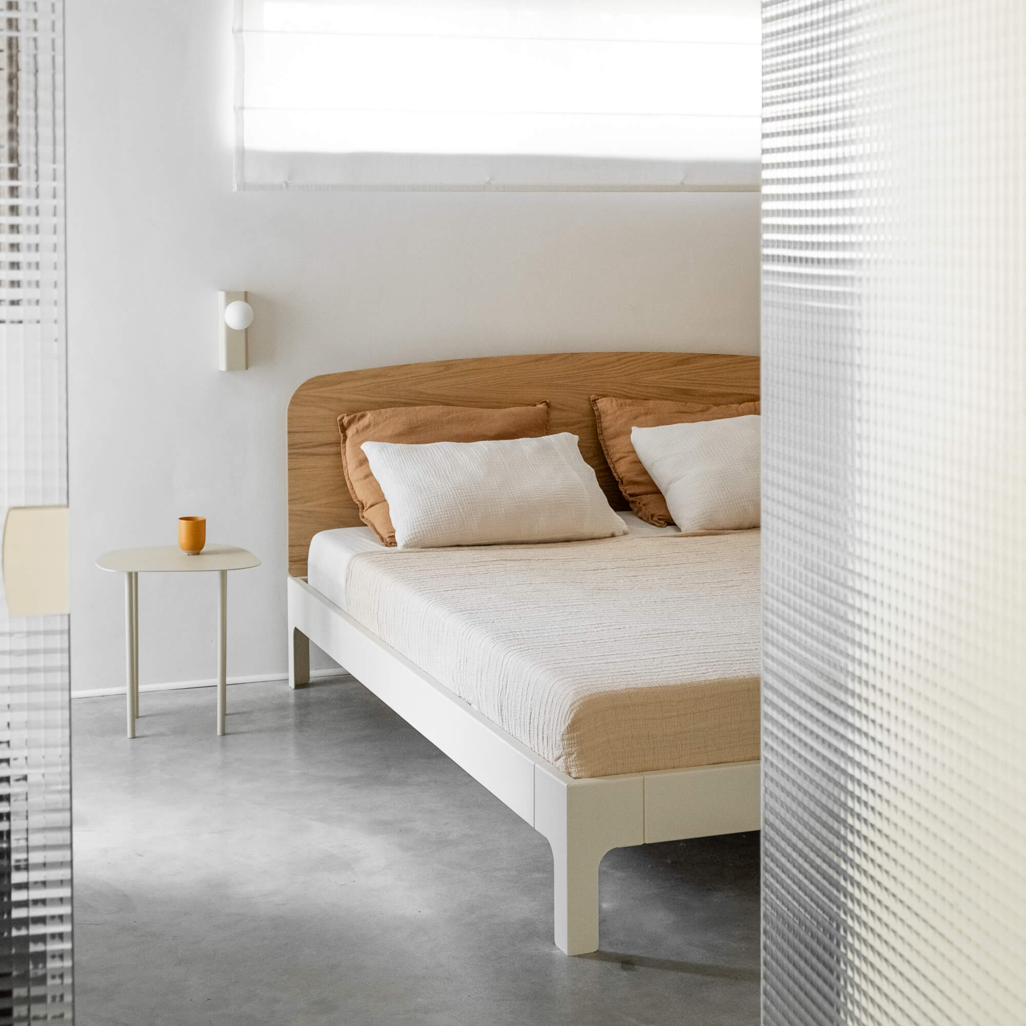 מיטת FRAME מיטת FRAME